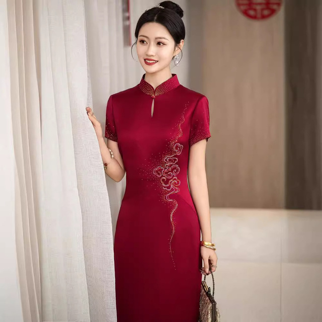 喜婆婆礼服五月结婚妈妈装新中式旗袍婚宴装高端醋酸酒红长款大码