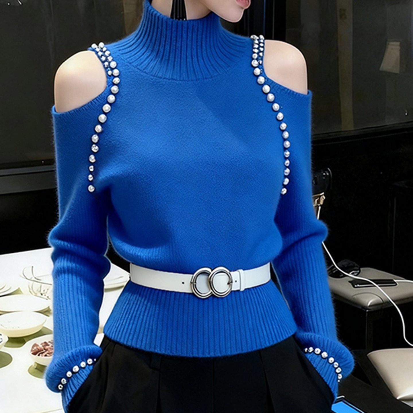 蓝色高领露肩毛衣女秋高级感独特漂亮减龄气质小香风掐腰针织上衣