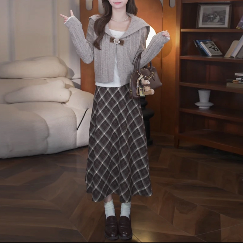 2025年秋冬新款假两件上衣+高腰格纹半身裙两件套女套装减龄衣服