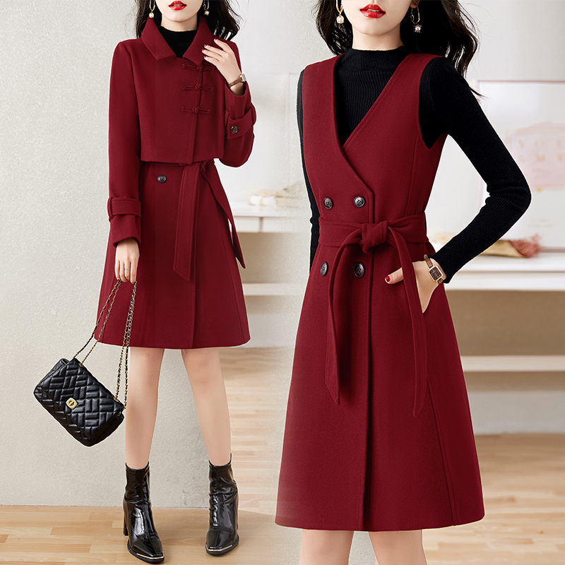 毛呢套装女2025新款爆款洋气高级感轻奢背心裙外套上档次两件套装