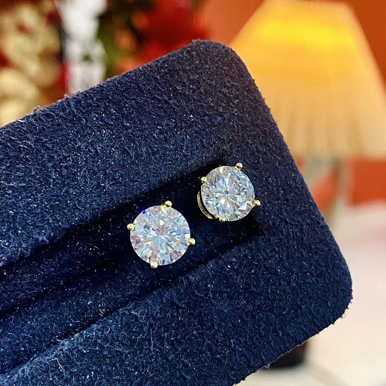 铜合金合成锆石耳饰 c231 c232精致四爪耳钉通勤百搭养耳洞7271