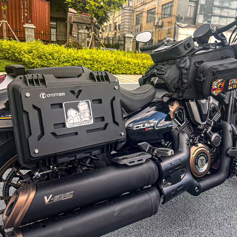 适用于无极CU625战术边箱 铝合金外挂板闪300 TR300 尾箱防水边箱