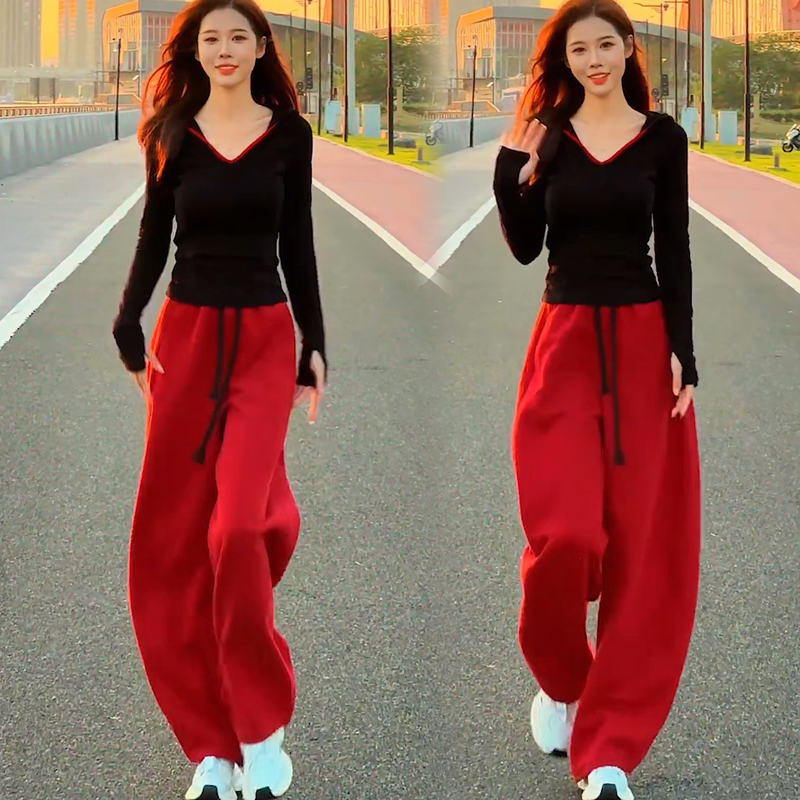 休闲运动套装女装秋季新款时尚长袖连帽卫衣短款上衣阔腿裤两件套