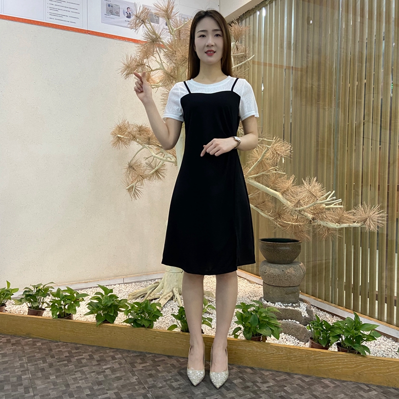 夏季新款法式假两件收腰显瘦不规则拼接设计感连衣裙2025新款中裙