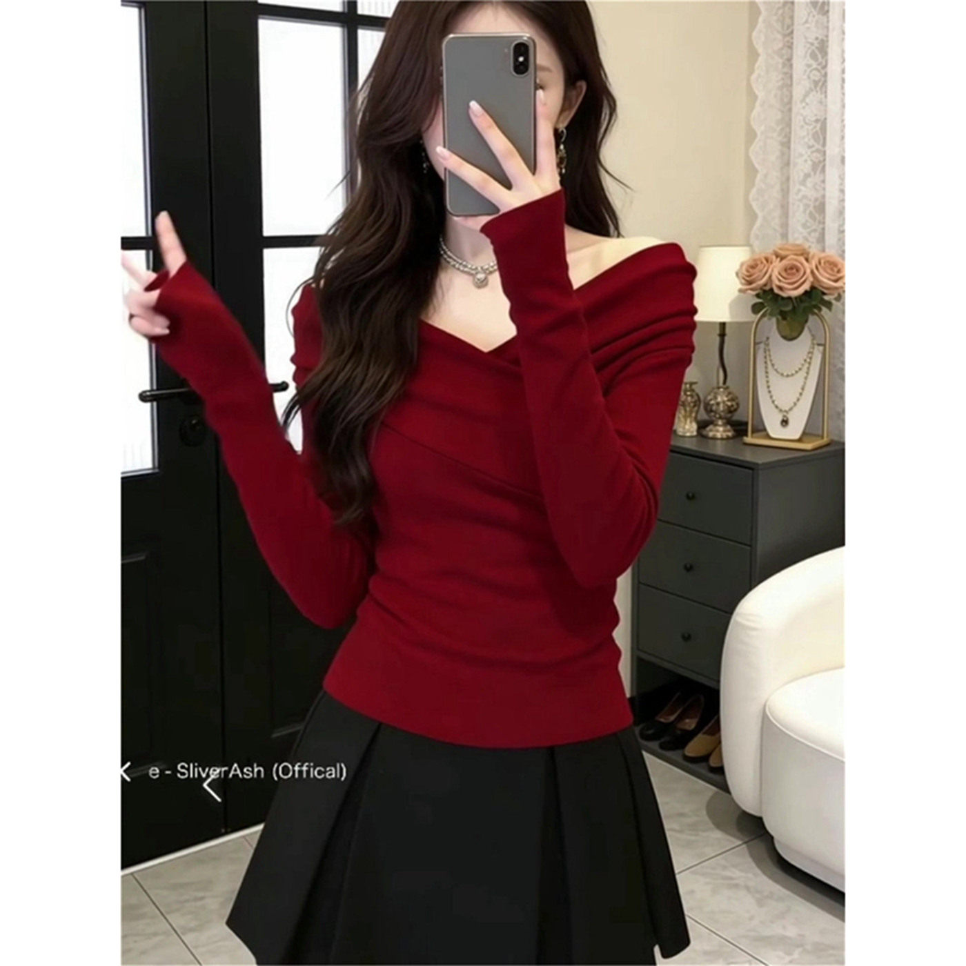 新年本命年穿搭性感红色露肩针织衫2025新款女士修身显瘦打底上衣