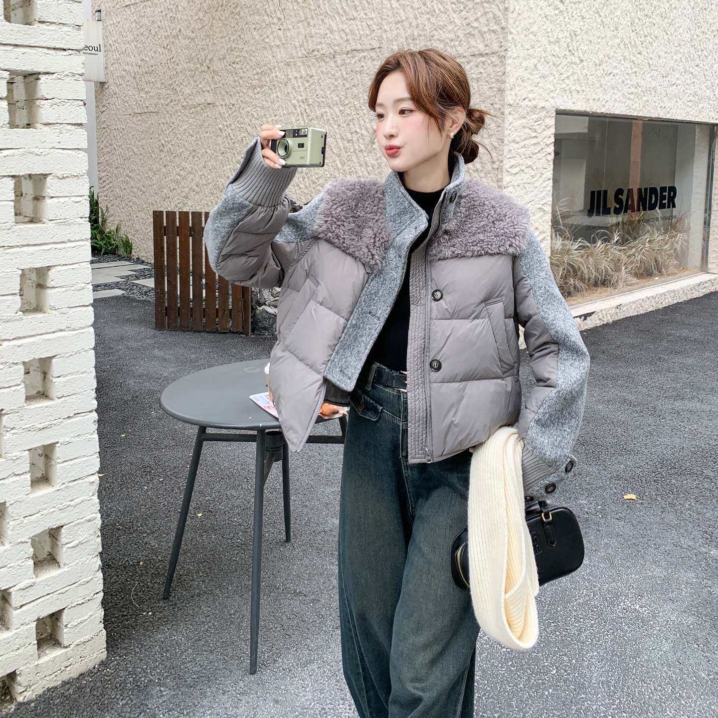 灰色设计感立领羽绒服女冬季2025新款韩版休闲小个子白鸭绒短外套