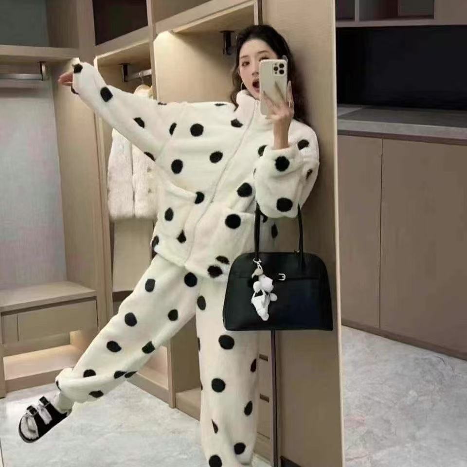 波点睡衣保暖毛绒家居服套装时尚休闲百搭宽松圆点秋冬季韩版加厚