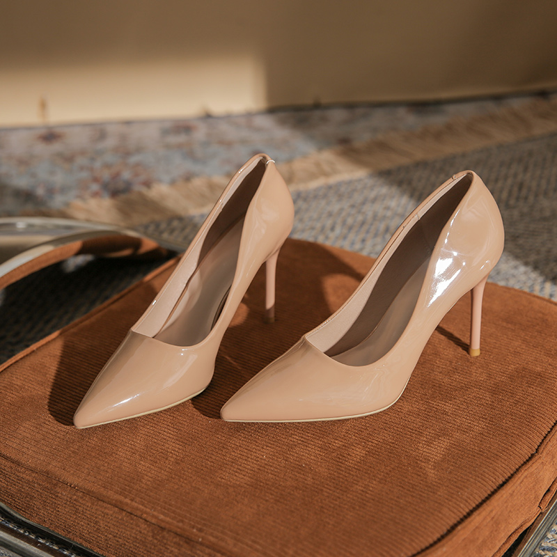 高跟鞋女细跟2025新款春秋法式裸色气质浅口性感网红职业漆皮单鞋