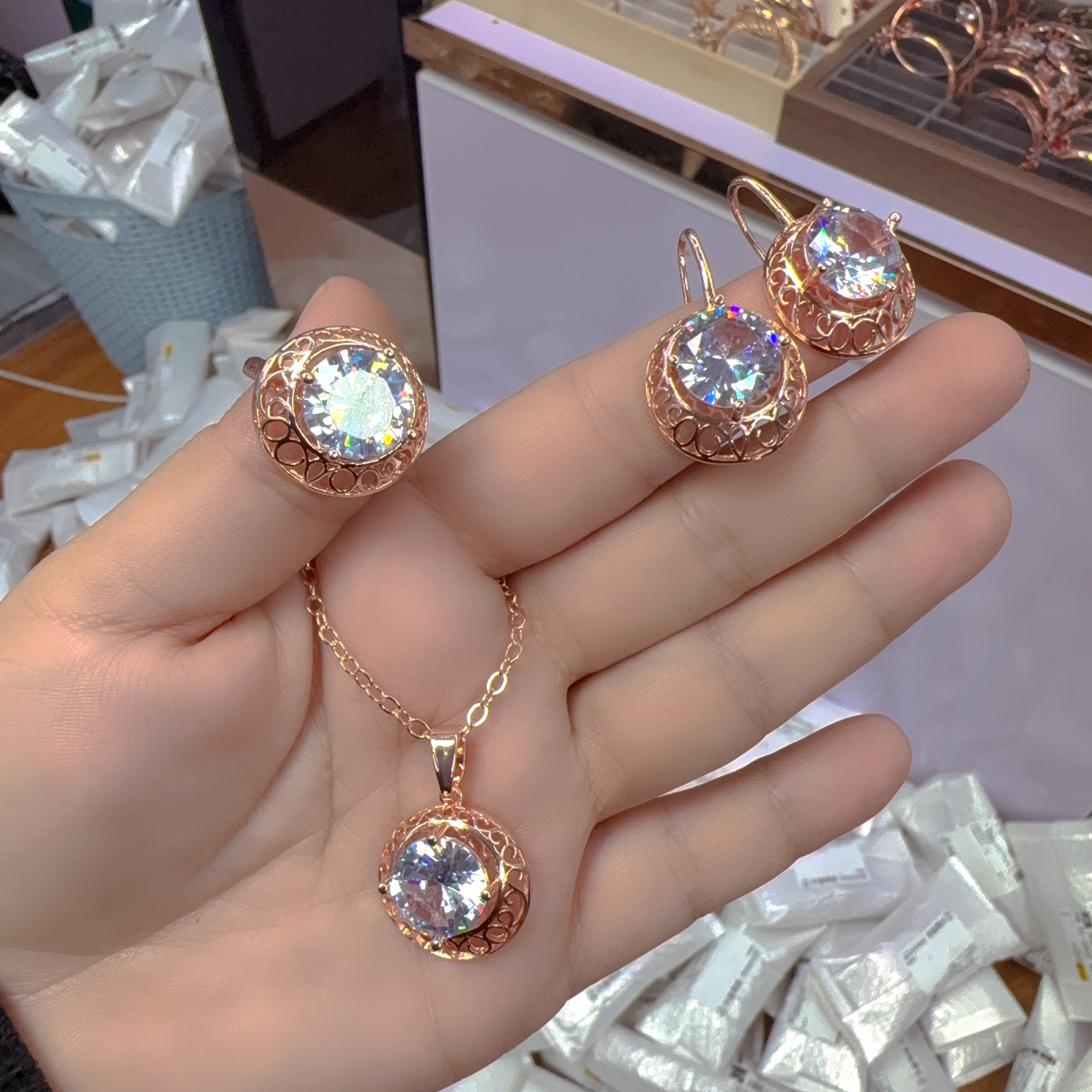 合金玻璃耳饰 白色妈妈款项链送戒指和耳环