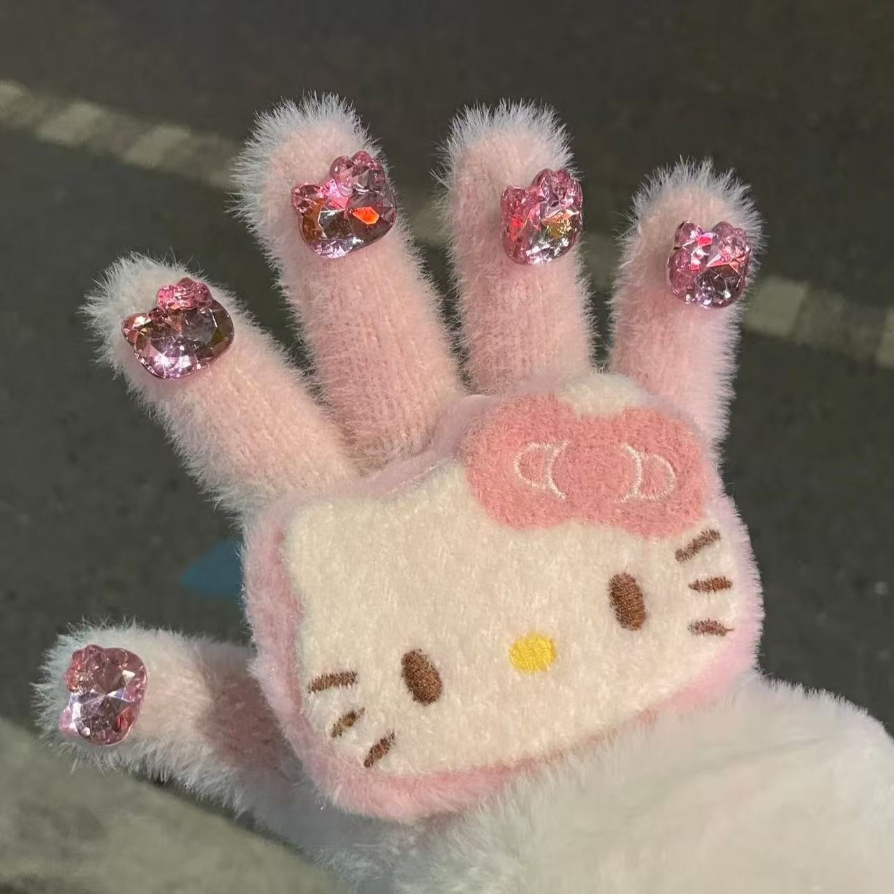 甜美可爱毛绒绒kitty保暖冬天手套学生ins防冻多巴胺全包分指手套