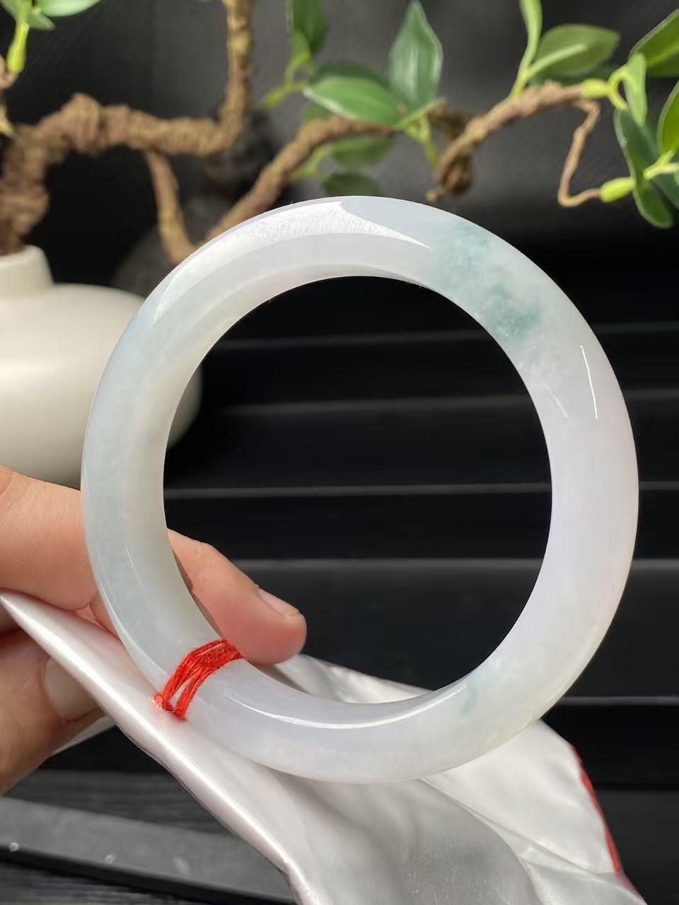 62.5正圈飘花翡翠手镯62.5-13.6-9.6完美胶润大圈口