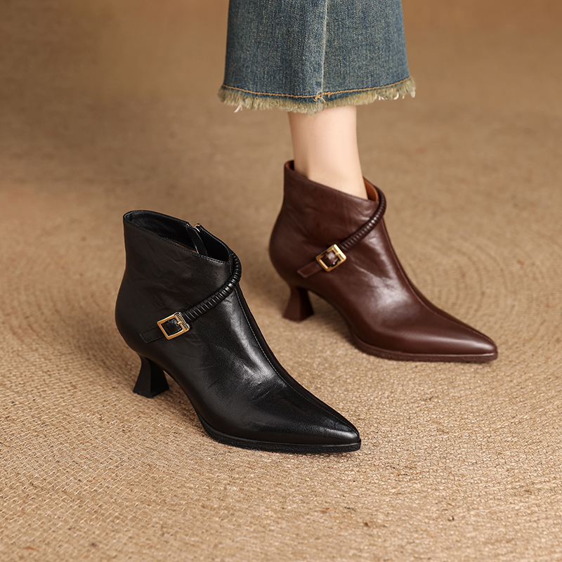 邓老板羊皮5cm时髦出街时装靴欧美名媛气质中跟尖头短靴运动大底