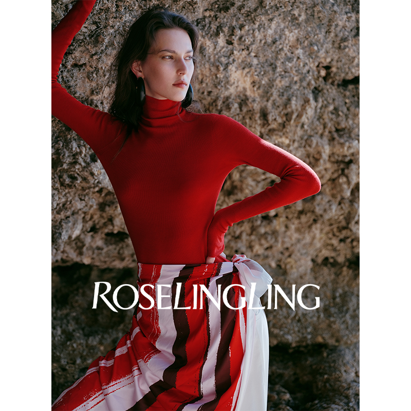 ROSELINGLING王牌35W+无缝一体自在无压感羊毛针织修身高领打底衫