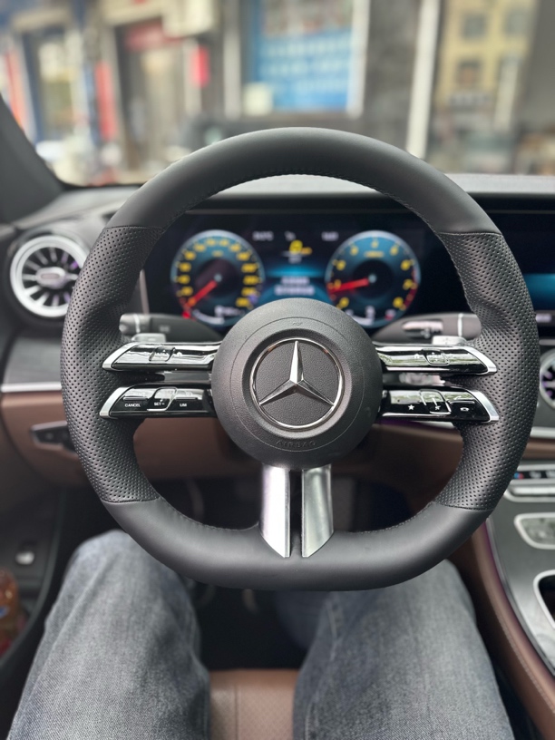 适用于奔驰E奔驰C蜻蜓盘专车专用手缝全包把套抗菌纳帕皮方向盘套