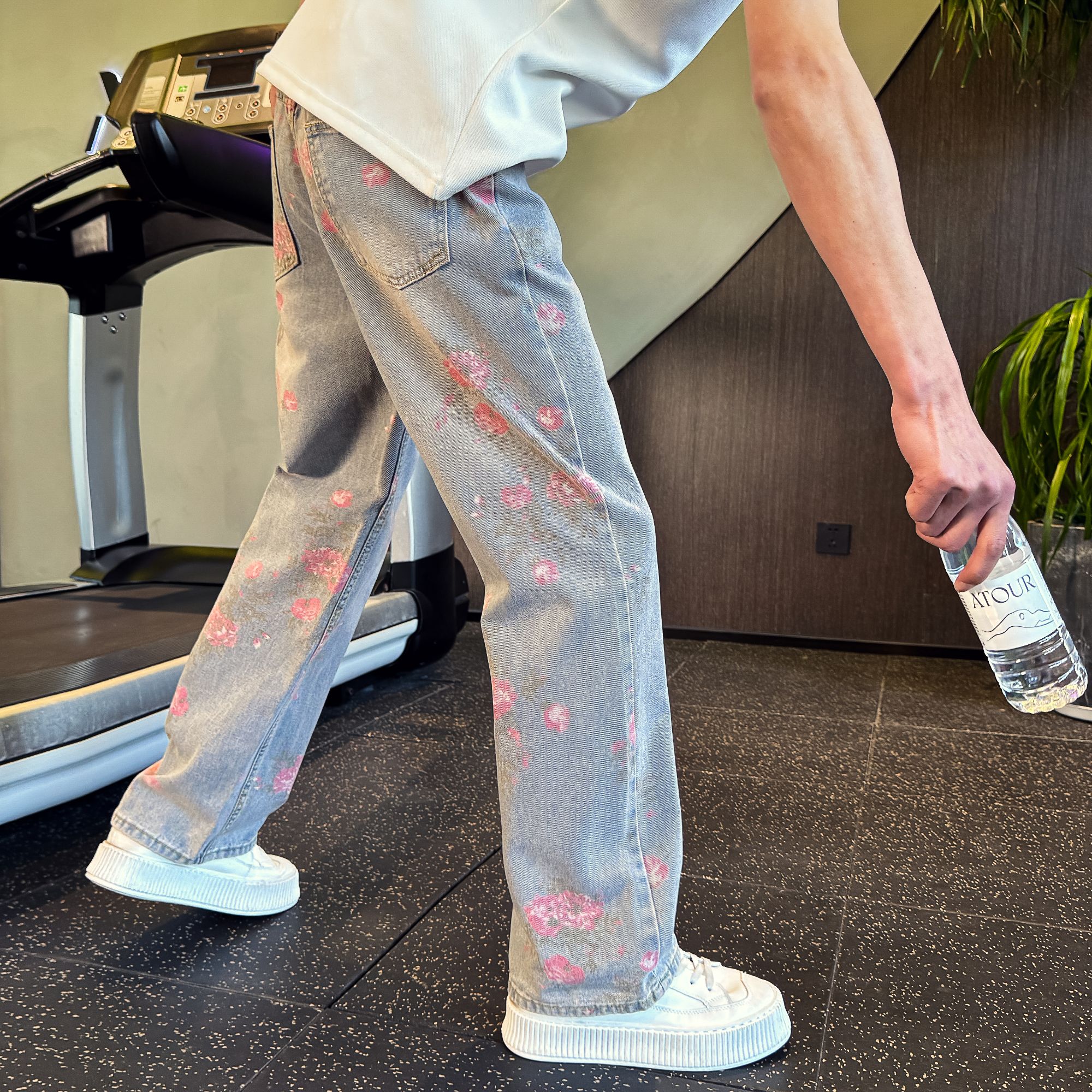 小众桃花宽松直筒牛仔裤男美式ins高街微喇裤夏季潮牌设计感裤子