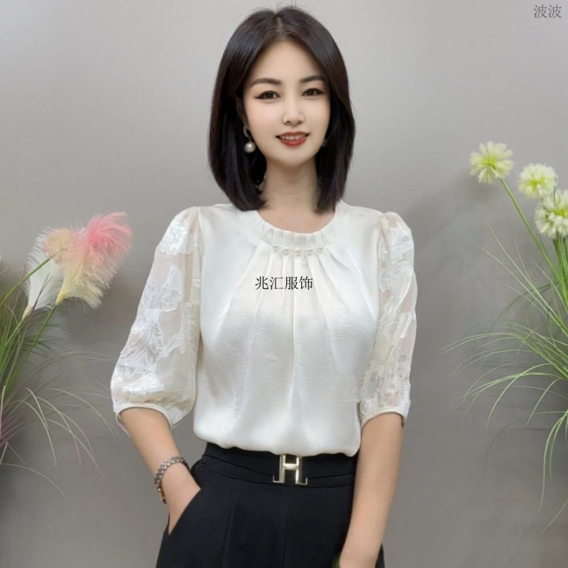 【店铺热销】2025夏季新款时尚百搭提花小衫五粒珠子小衫气质显