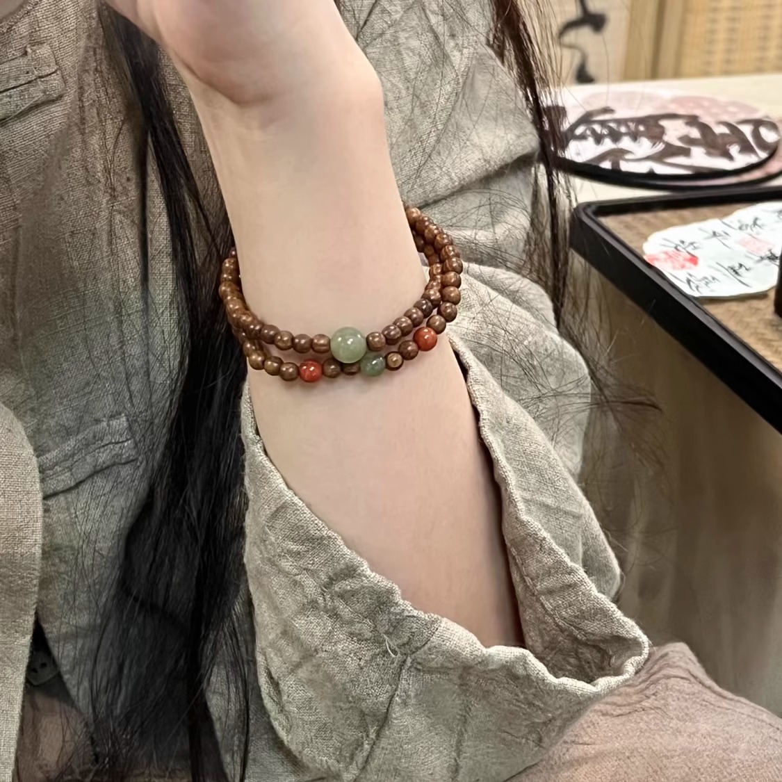金丝檀木手串天然和田玉手链多圈转运珠南红珠檀香木高级木质手链