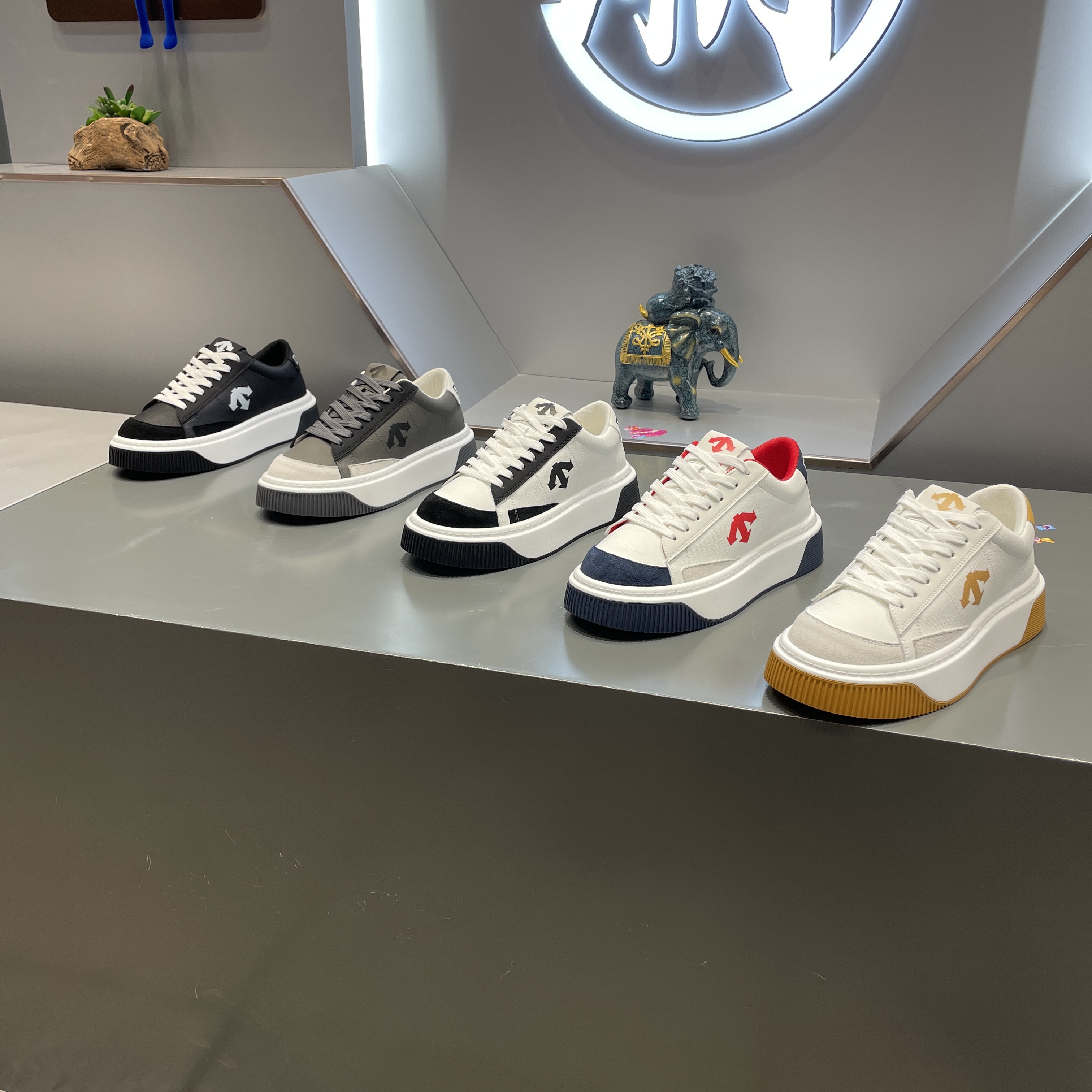 2025早秋新款平跟素面舒适潮流百搭时尚休闲男鞋