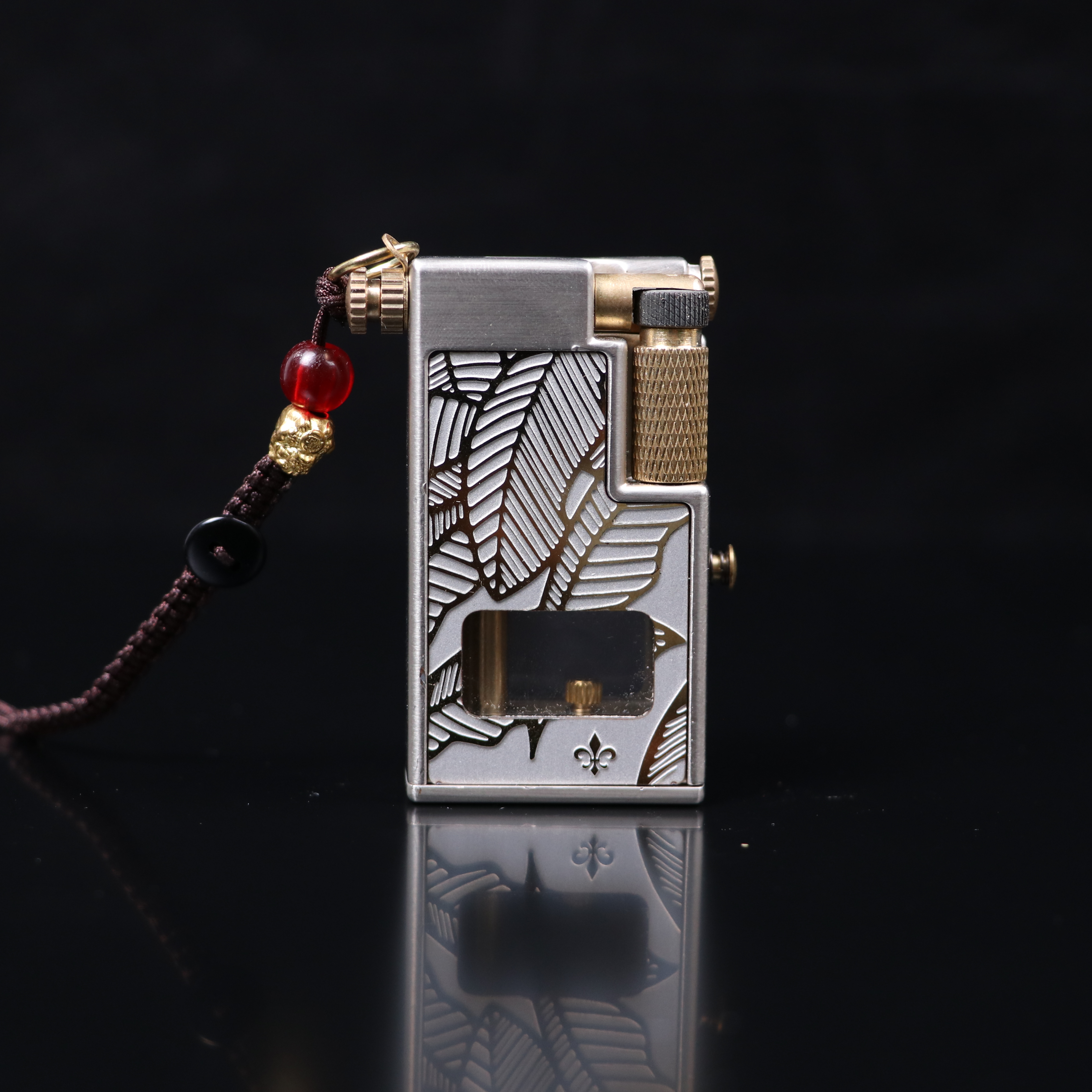 升级版创意抬臂侧滑透明油仓打火机高续航个性设计