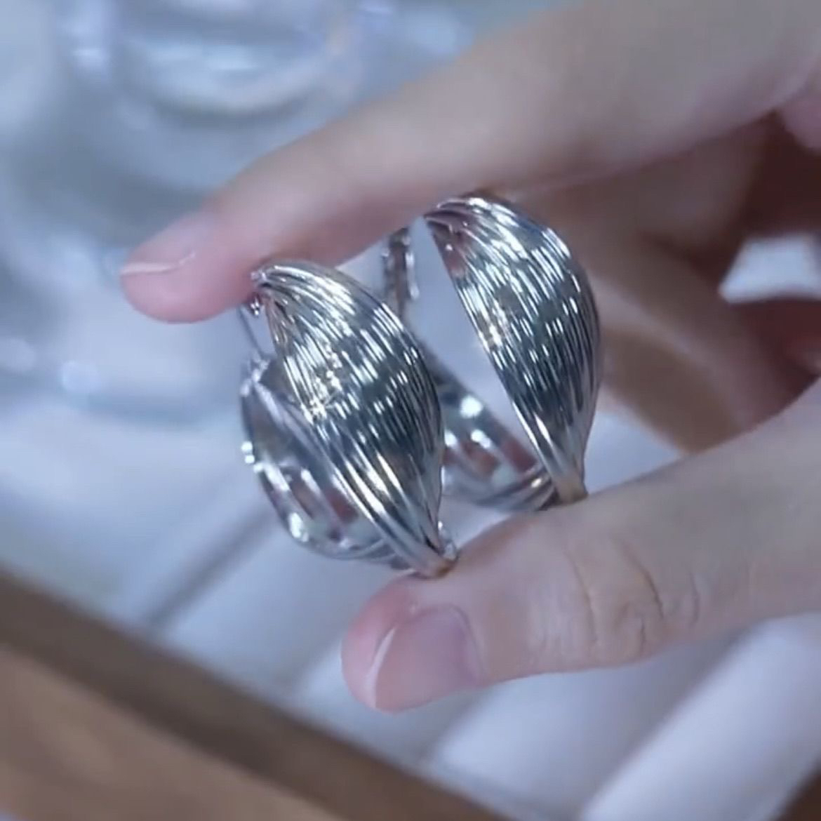 铜合金耳饰 新款爆款耳环小众冷淡欧美耳饰气质耳环圈圈