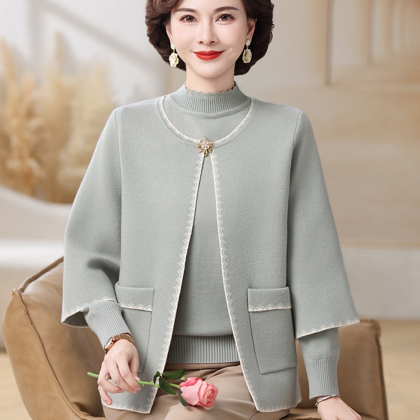 中老年针织衫女两件套2025年春秋新款上衣大码洋气妈妈装开衫套装