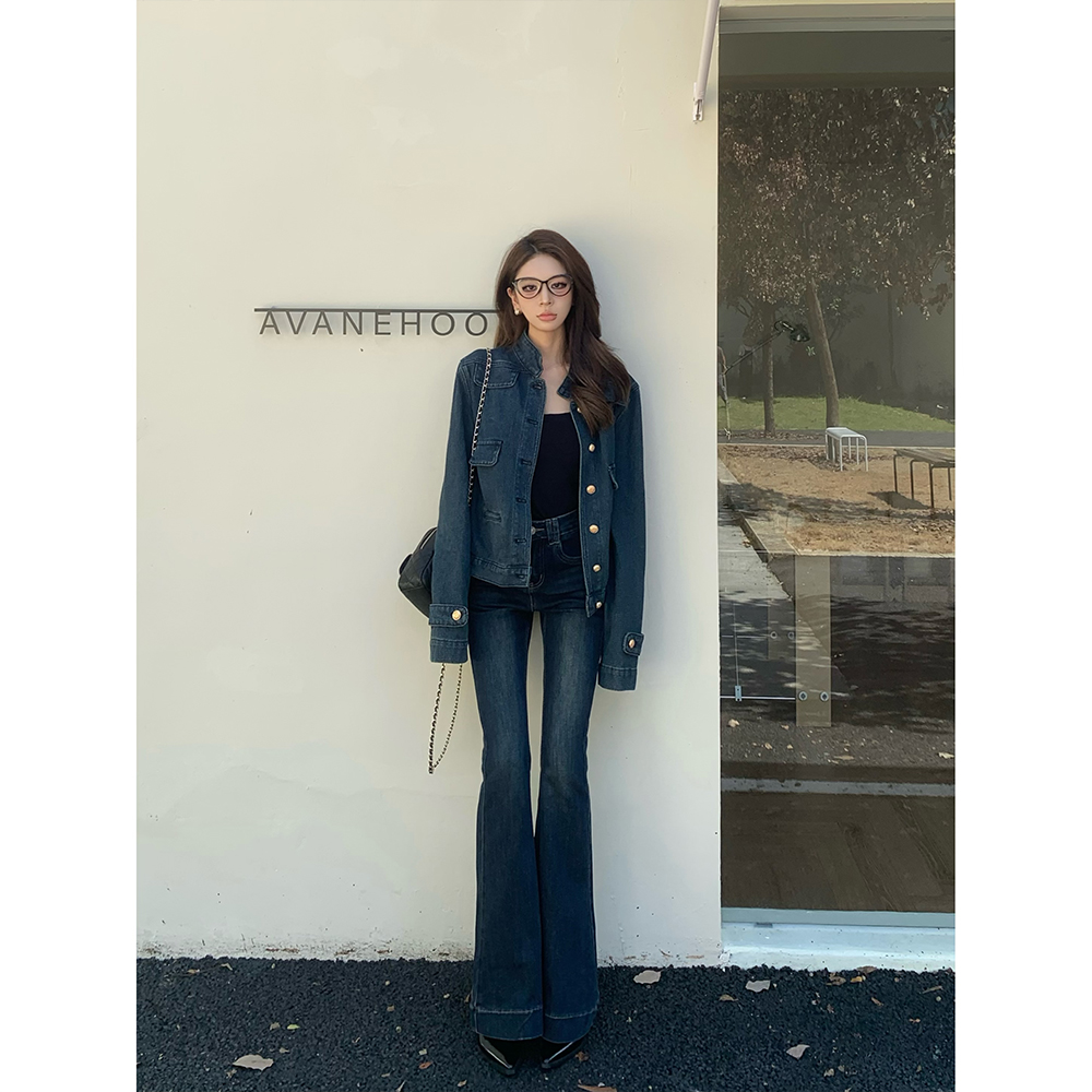 血色樱桃秋冬2025蓝灰新款微喇牛仔裤女辣妹纯欲修身显瘦喇叭