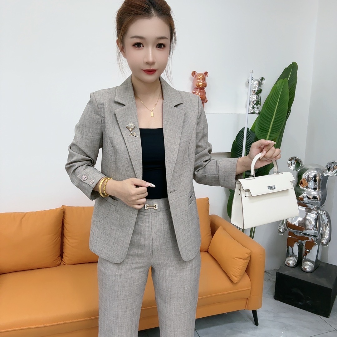 【西服+裤子】2025秋季新款设计感时尚西装女洋气小西服296-套装