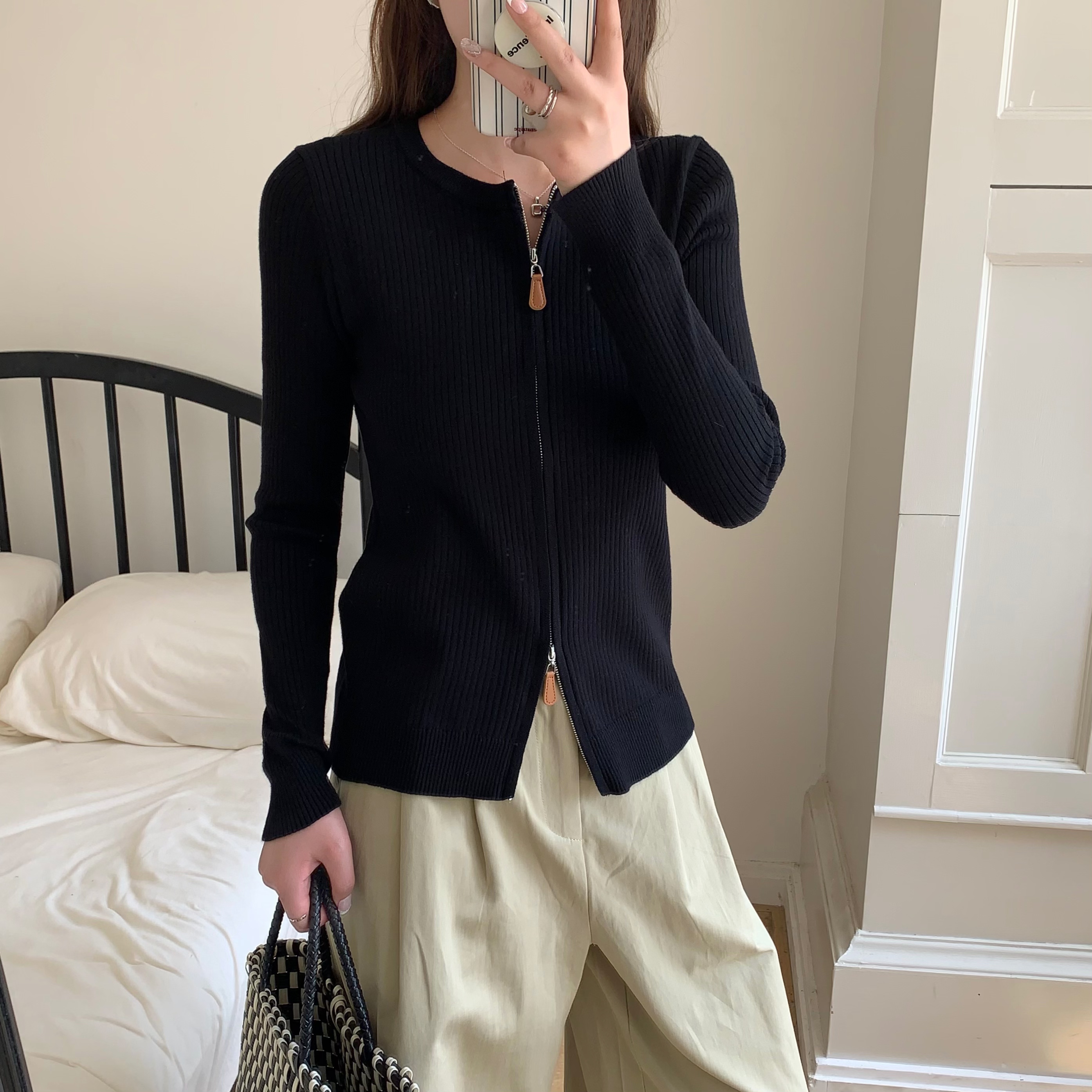 秋季松弛感老钱风女装复古拉链针织开衫外套女小外搭短款洋气上衣