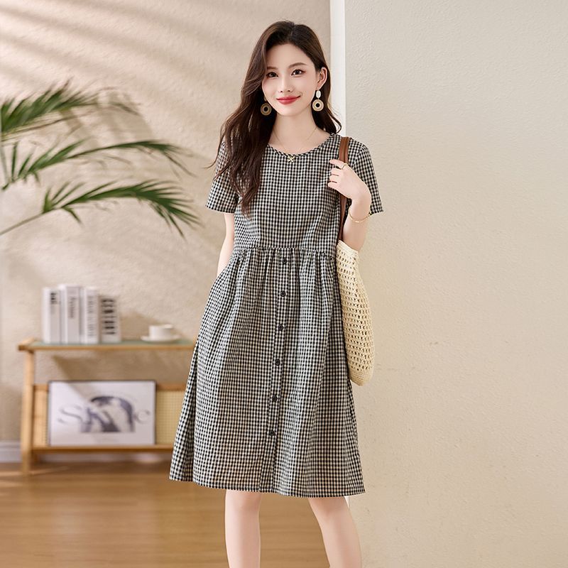 2025新款时尚高档夏季连衣裙小个子高档连衣裙黑白格子连衣裙宽松