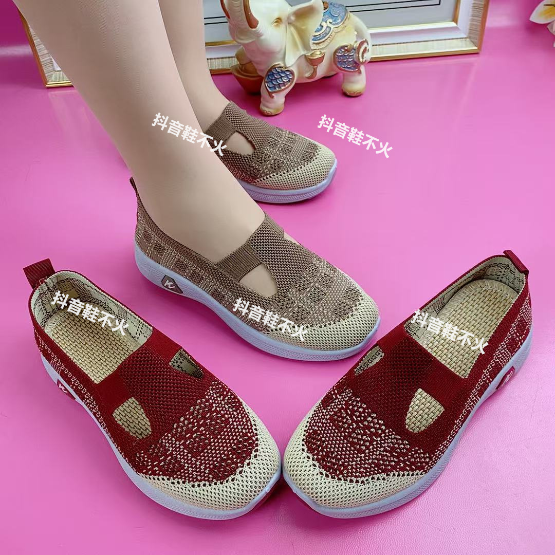 夏季新款老北京布鞋镂空单鞋女软底浅口中老年平底防滑舒适妈妈鞋