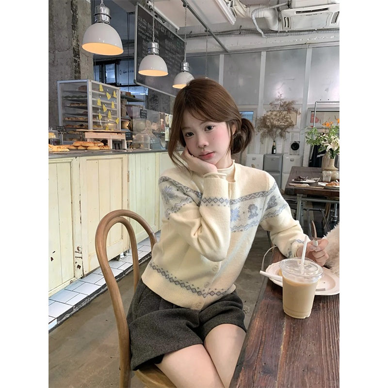 2025秋季新款长袖开衫外套毛针织衫上衣女高腰直筒阔腿外穿短裤