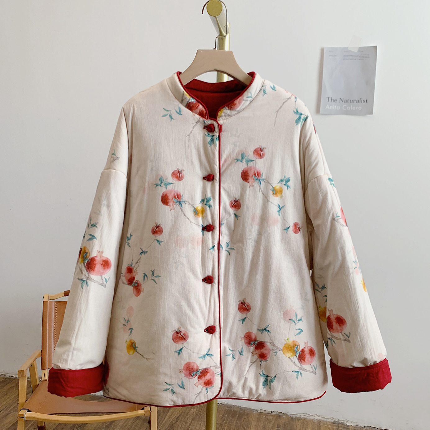 红石榴Y4005夹棉石榴印花盘扣两面穿立领棉衣