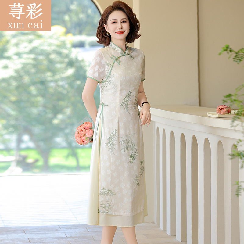 中年妈妈夏季雪纺连衣裙2025新款中老年洋气时尚气质改良旗袍裙子