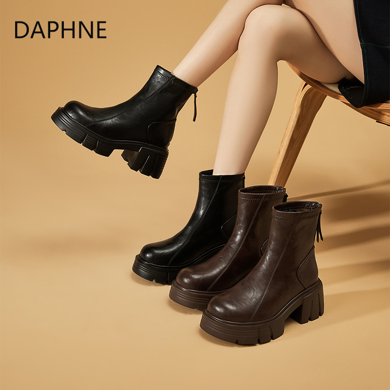 达芙妮加绒圆头马丁靴冬季新款女款爆款2025新款短靴美拉德靴子