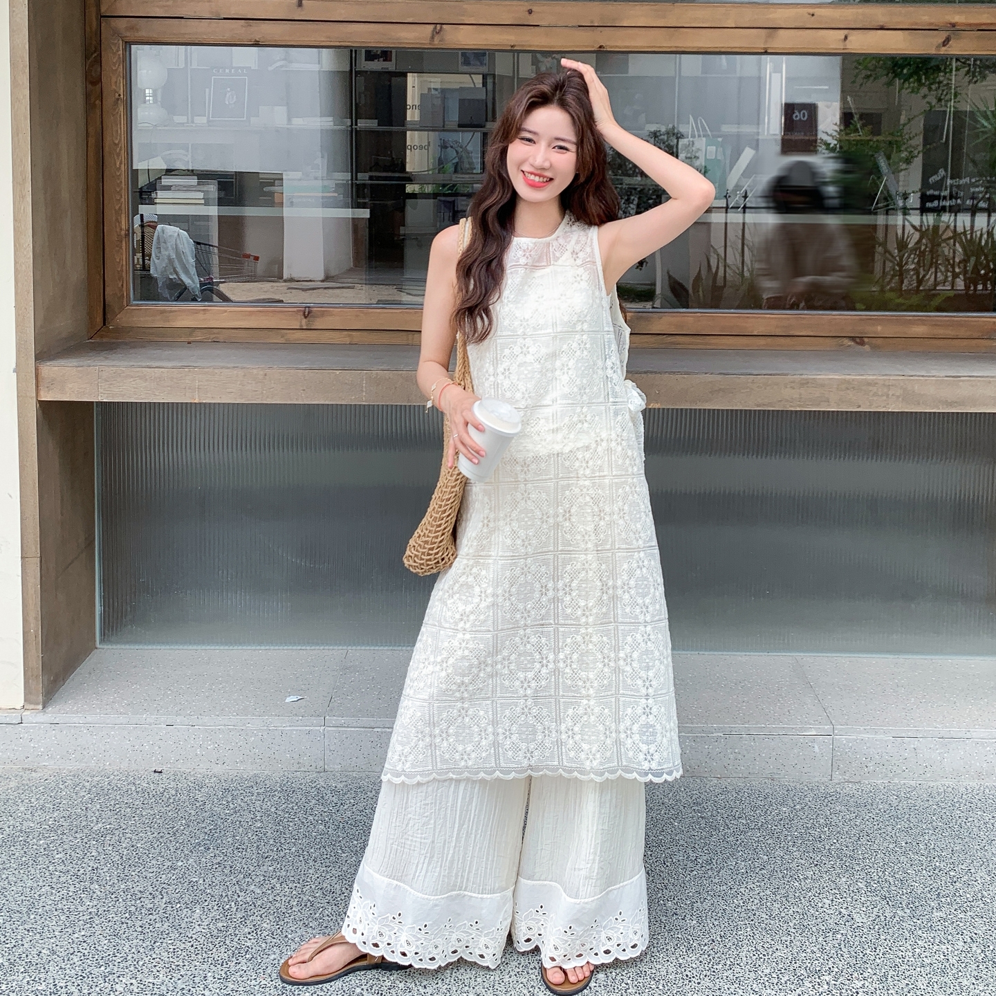 韩系气质套装女2025夏季新款刺绣镂空开叉背心连衣裙阔腿裤两件套