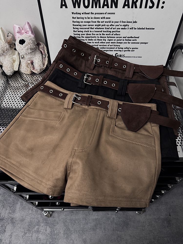 咖色鹿皮绒短裤女秋季新款美式辣妹风显瘦气质百搭a字靴裤