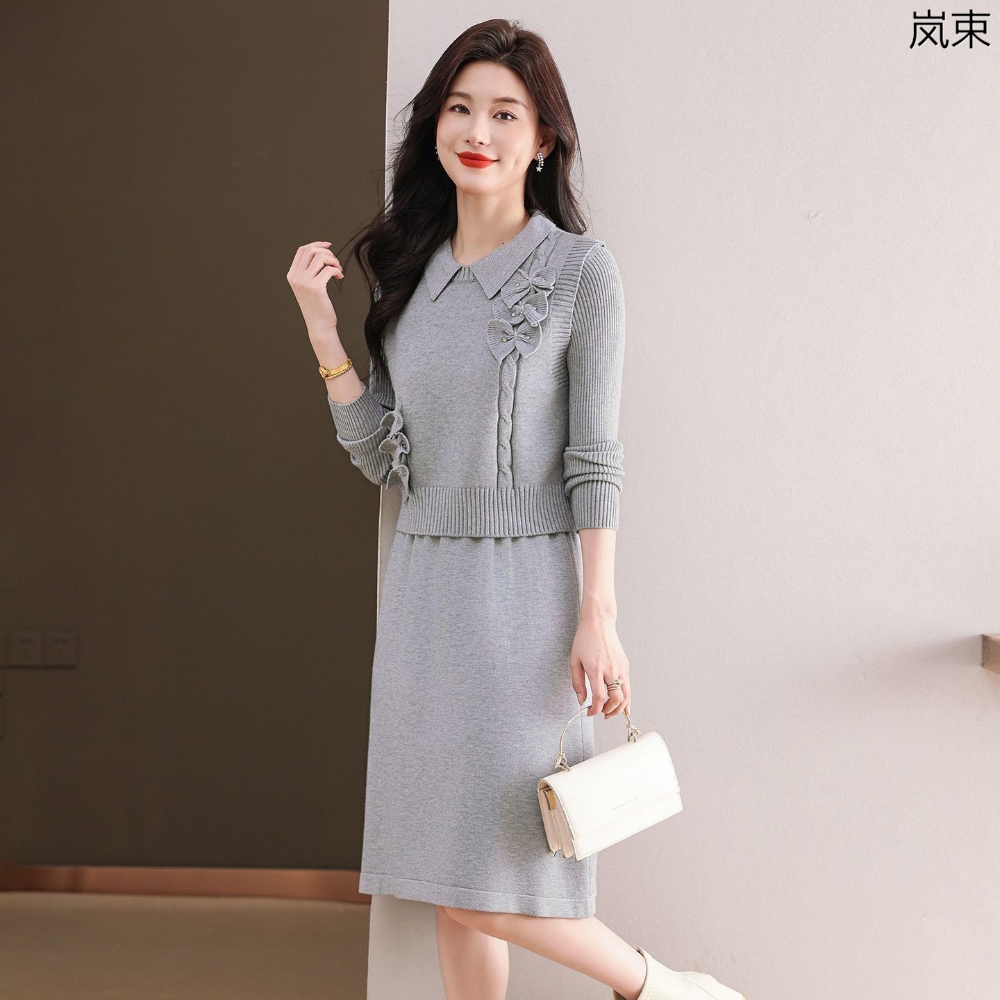 秋冬羊毛连衣裙气质两件套新款2025洋气马甲针织毛衣套装裙子外穿