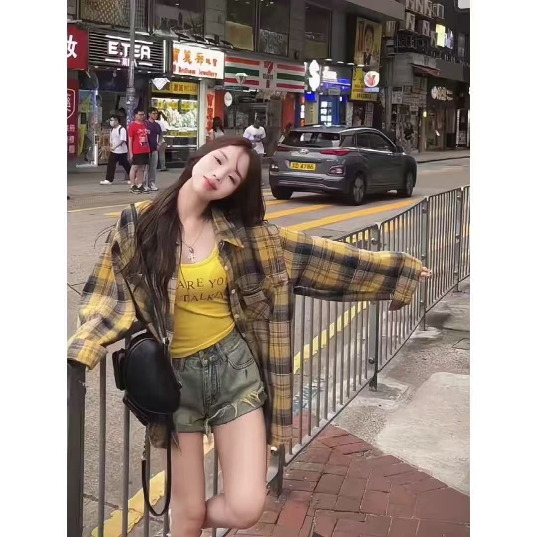 大码女装早秋新款格子衬衫＋印花吊带减龄显瘦遮肉套装