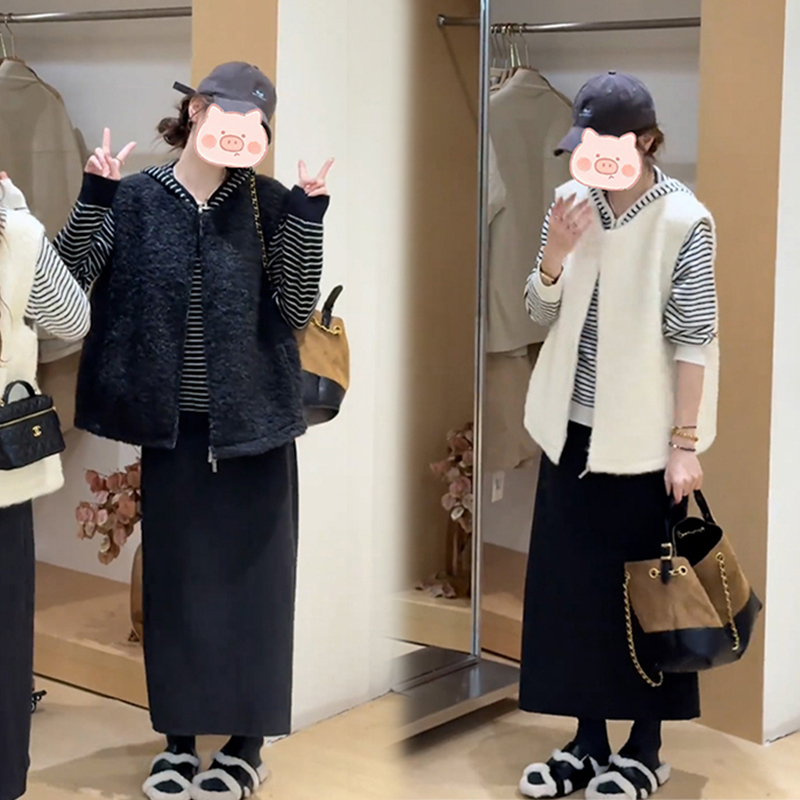 2025年秋季新款穿搭一整套时尚条纹上衣搭配马甲半身裙两件套女潮