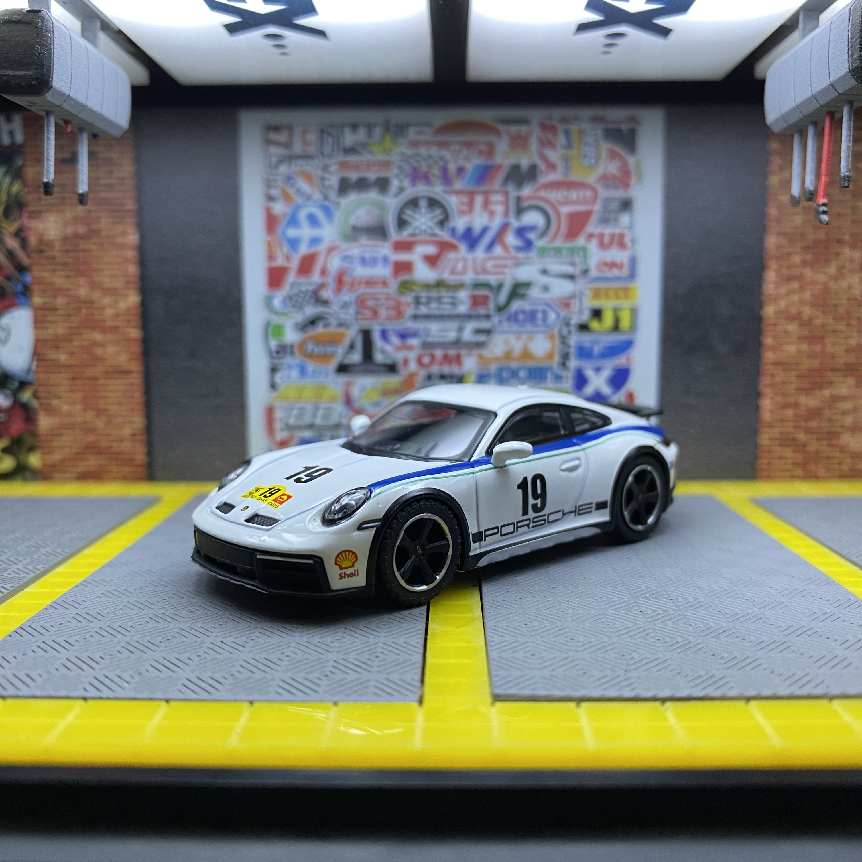 MINI GT 1:64 #1009 保时捷 Porsche 911 Dakar 仿真合金汽车模型