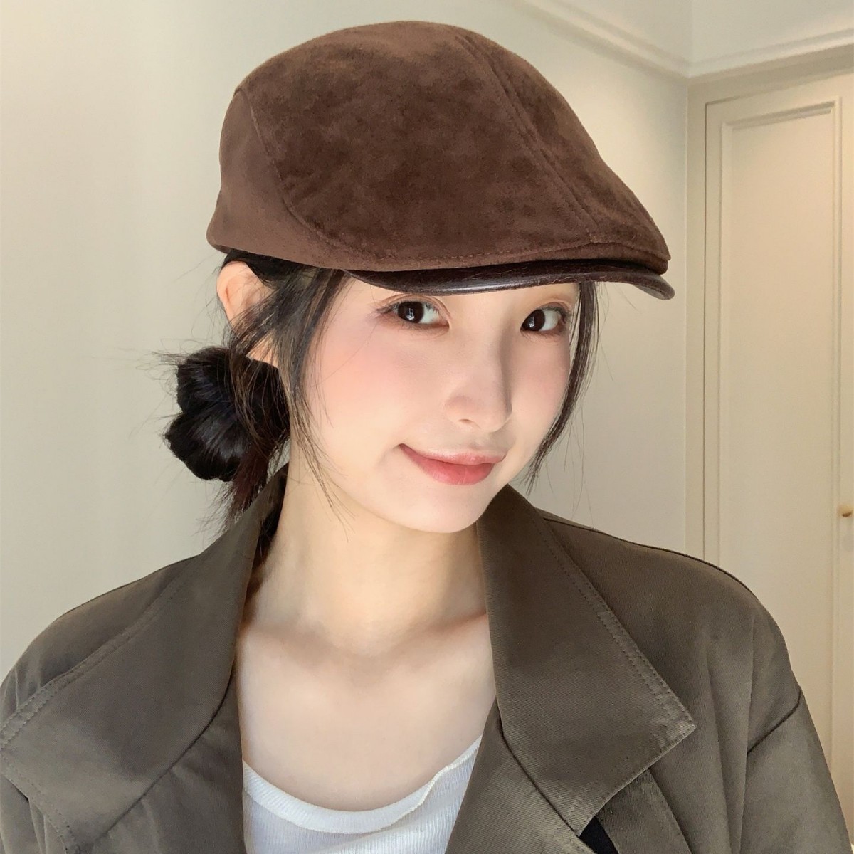 港式酷妹~新款秋冬麂皮绒老钱风气质前进帽女复古百搭时尚贝雷帽