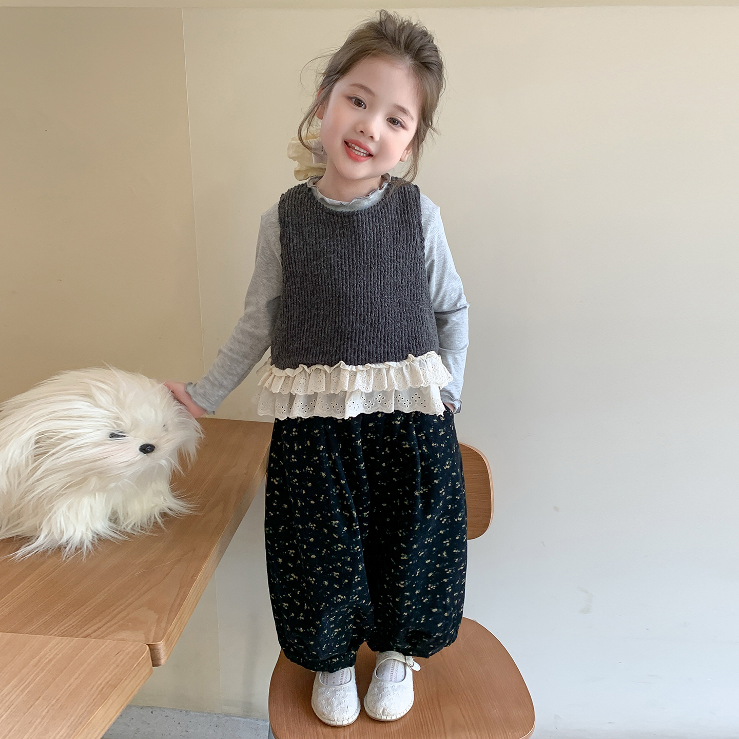 女童秋装套装2025新款4-6岁幼儿园潮款小童女宝春秋季洋气三件套