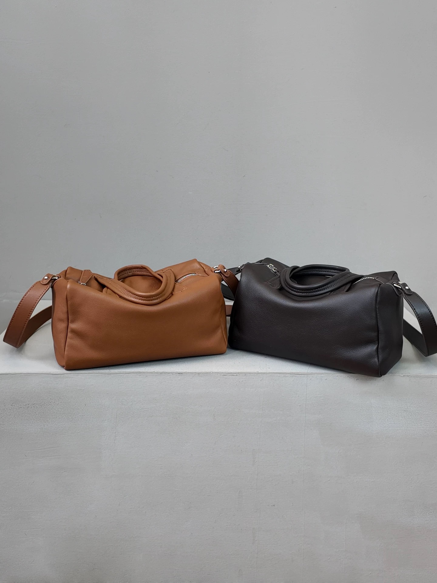 头层牛皮保龄球枕头包慵懒感软皮简约手提托特包吐司包单肩斜挎包