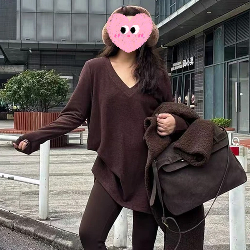 2025秋冬季新款保暖中长款V领长袖T恤女慵懒风宽松垂感打底衫上衣