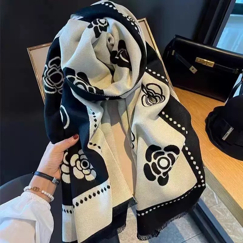 爆款山茶花围巾女冬季高级感百搭保暖空调披肩外搭小香风Z【CC】