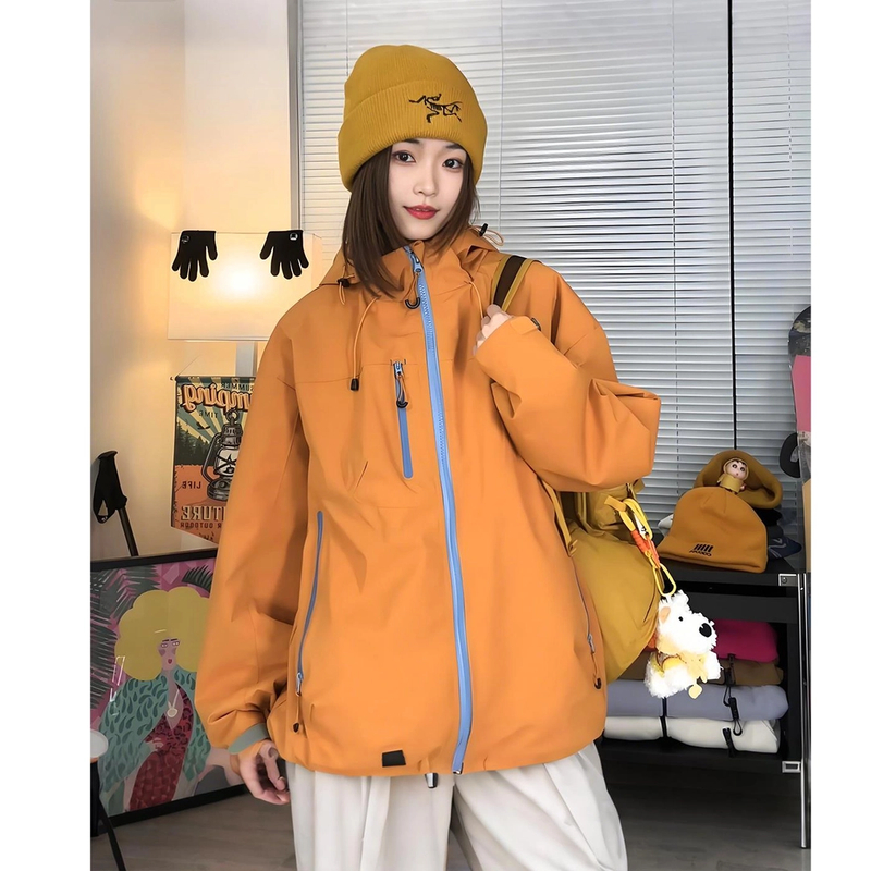 多巴胺橘橙色冲锋衣外套女夏薄款防风防水连帽夹克户外运动登山服
