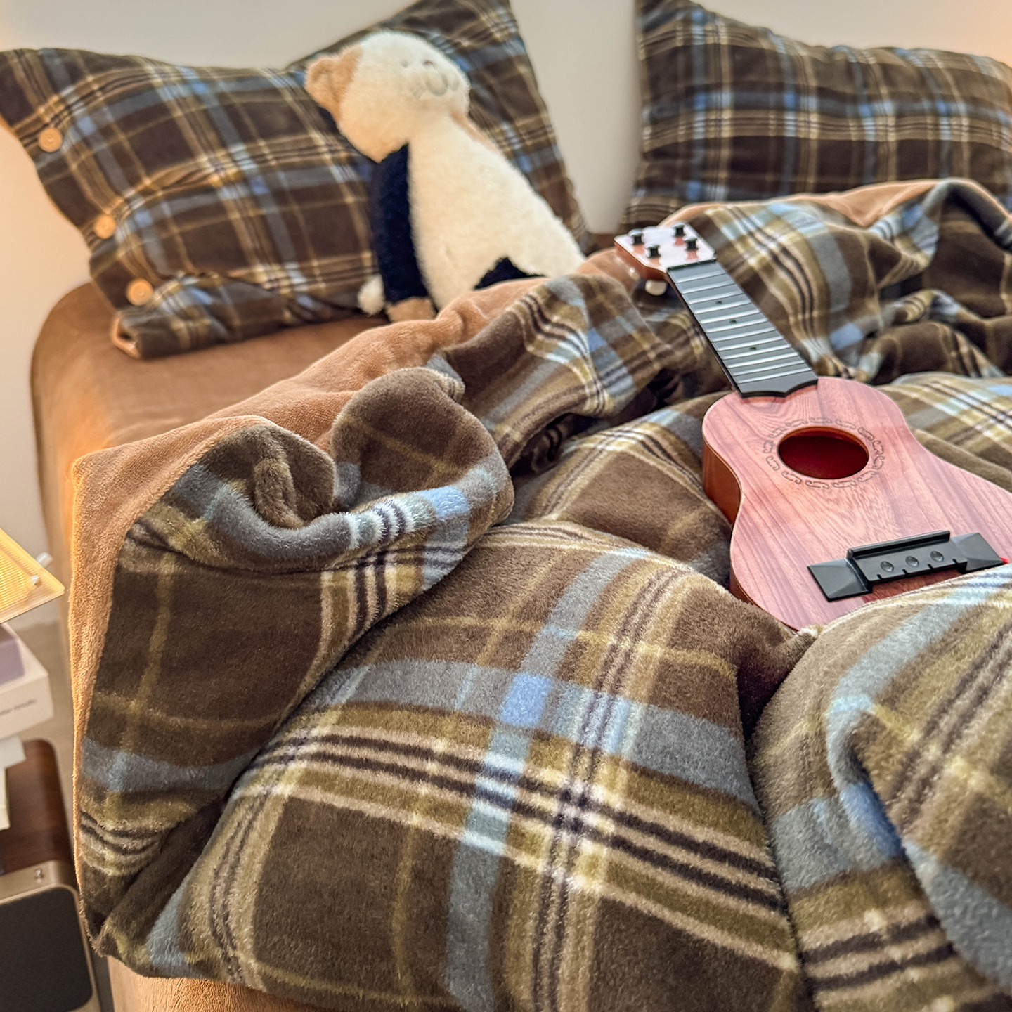 【朵罗塔】加厚保暖牛奶绒入冬四件套双面绒日系蓝咖格2025被套床单