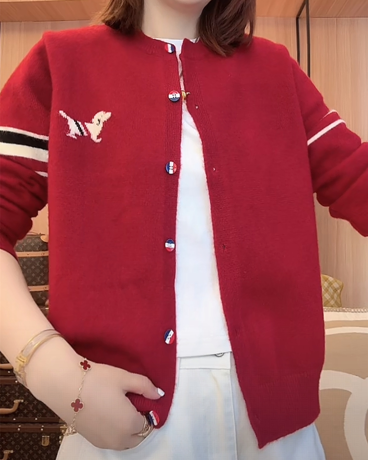 雪姐服饰「提花小狗开衫」新款百搭小狗提花针织圆领时尚开衫外套