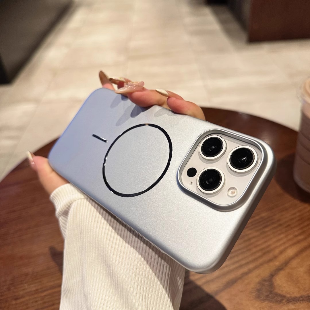 适用苹果16promax轻薄电镀磁吸细圈手机壳肤感iPhone14超薄防摔15