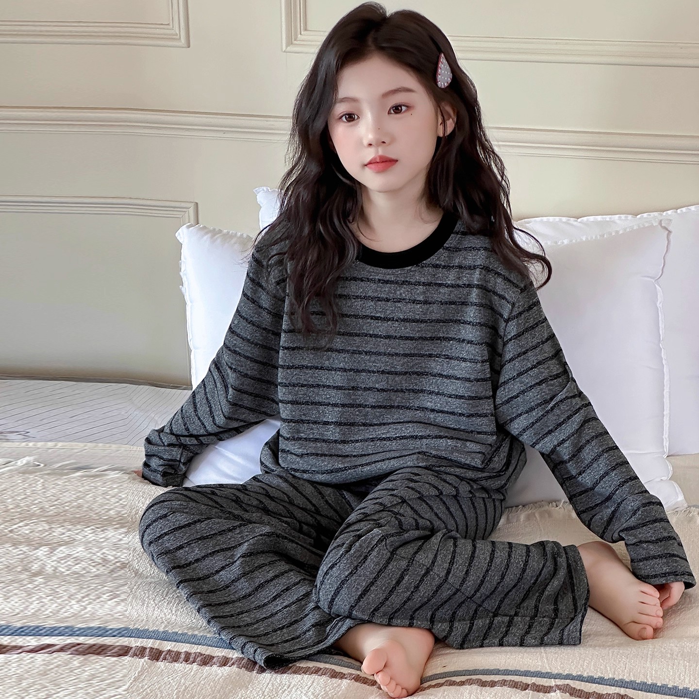 女童睡衣春秋2025新款儿童条纹家居服初中生女孩休闲简约长袖套装